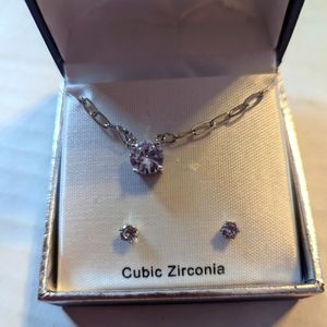 🟡 2/$20 Silver Tone Cubic Zirconia Necklace And Earrings Set BNWT